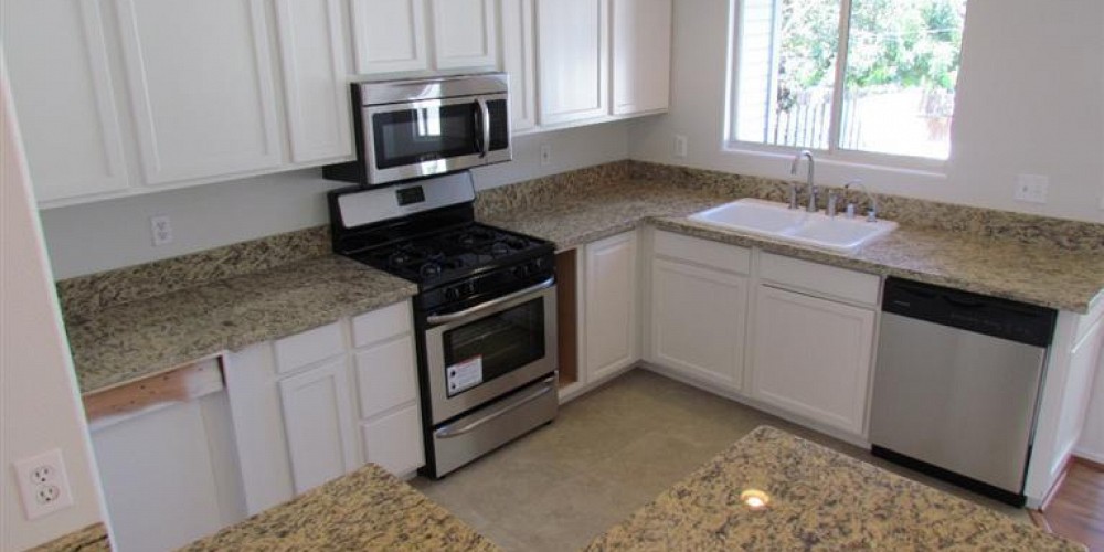 134 Bundren Street, Oak View, CA 93022