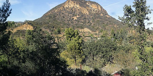 1946 Olivera Drive, Agoura, CA 91301