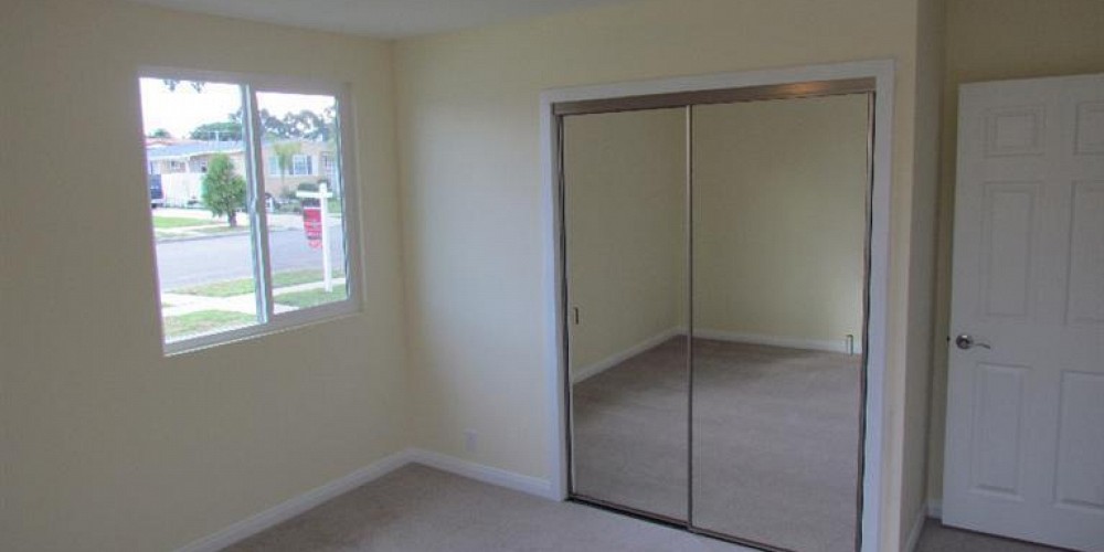 1061 Evergreen Lane, Port Hueneme, CA 93041