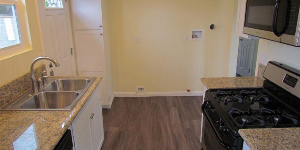 1061 Evergreen Lane, Port Hueneme, CA 93041