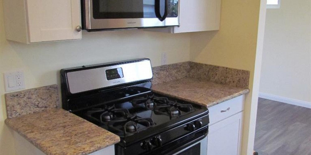 1061 Evergreen Lane, Port Hueneme, CA 93041