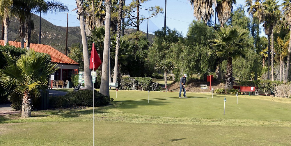 5815 Lake Lindero Drive, Agoura Hills, CA 91301