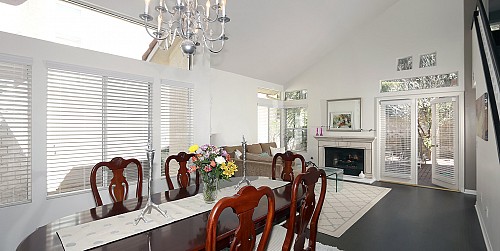 225 Valero Circle, Oak Park, CA 91377