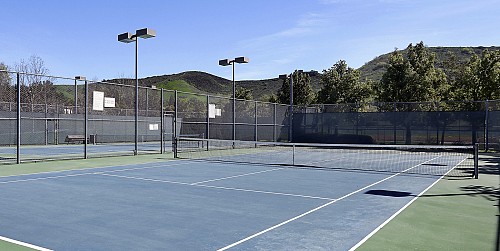 225 Valero Circle, Oak Park, CA 91377