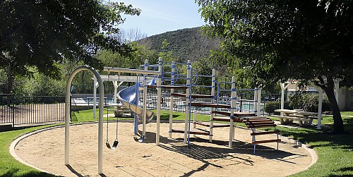 225 Valero Circle, Oak Park, CA 91377