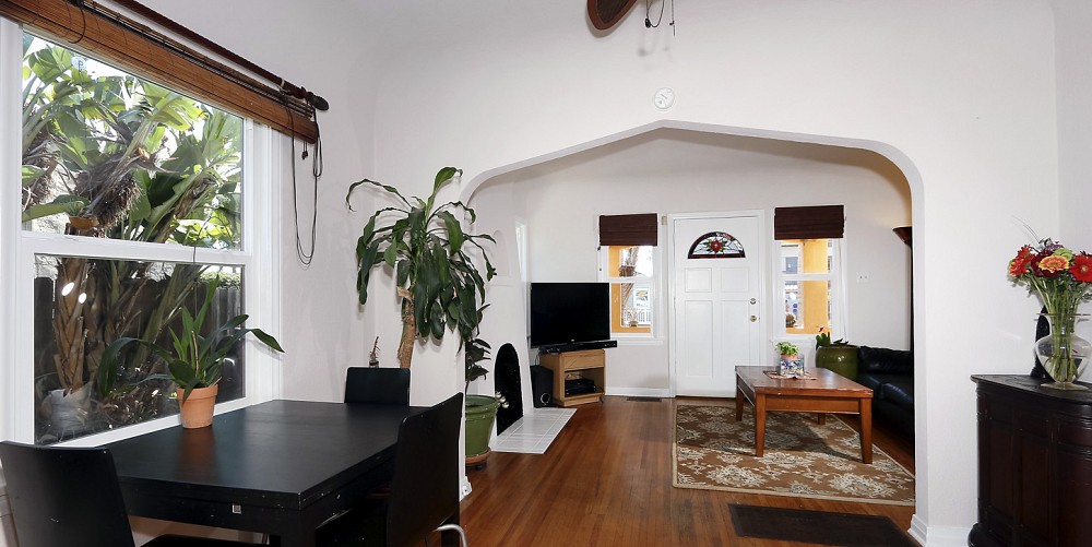 2415 E. Ocean Avenue, Ventura, CA 93003