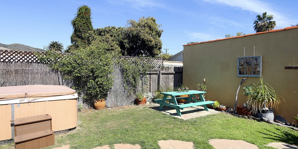 2415 E. Ocean Avenue, Ventura, CA 93003