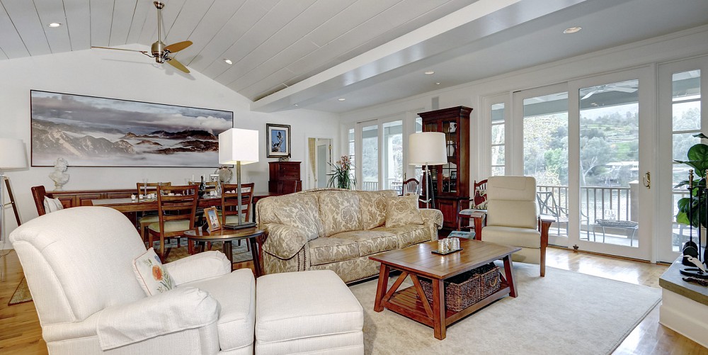 2150 E. Lakeshore Drive, Agoura,  91301