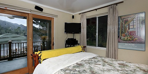 2150 E. Lakeshore Drive, Agoura,  91301