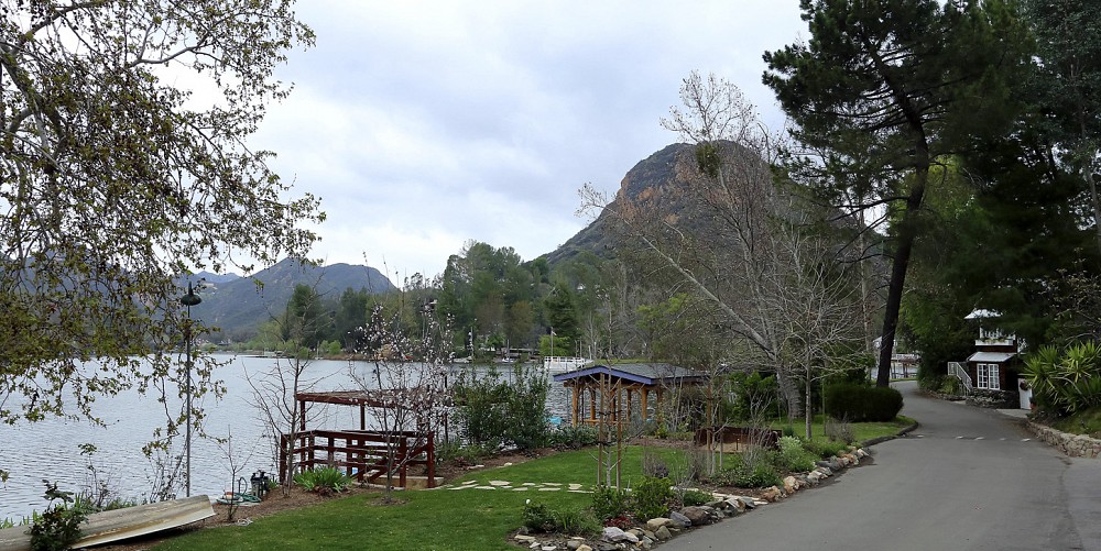 2150 E. Lakeshore Drive, Agoura,  91301
