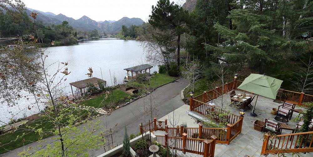 2150 E. Lakeshore Drive, Agoura,  91301