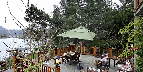 2150 E. Lakeshore Drive, Agoura,  91301