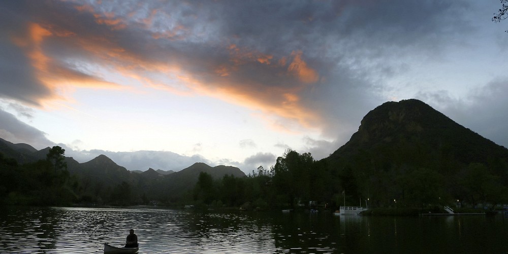 2150 E. Lakeshore Drive, Agoura,  91301