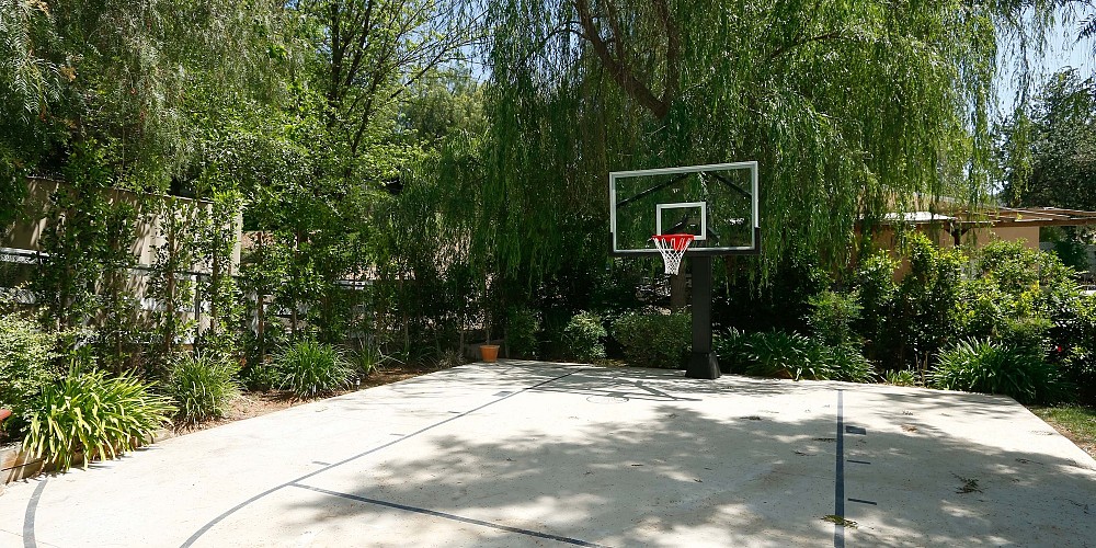 28231 Foothill Drive, Agoura, CA 91301