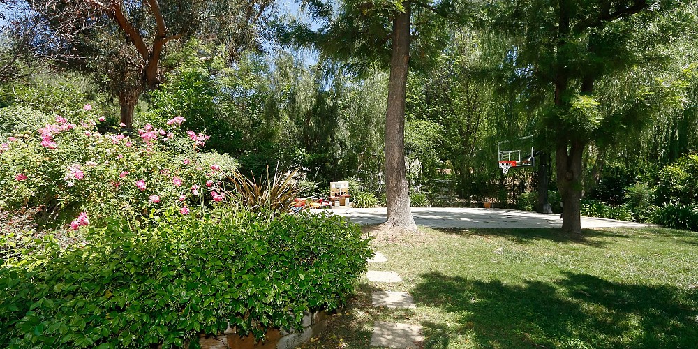 28231 Foothill Drive, Agoura, CA 91301