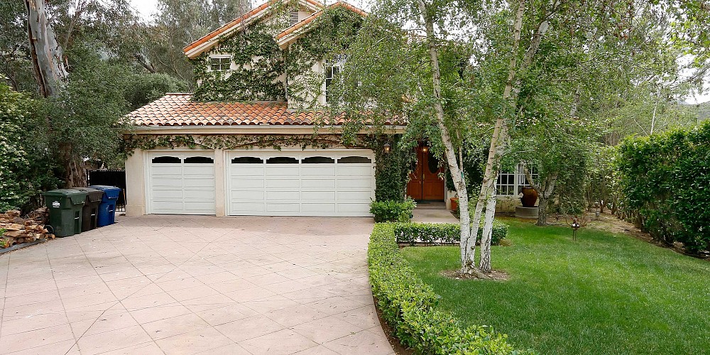 2306 Waring Drive, Agoura, CA 91301
