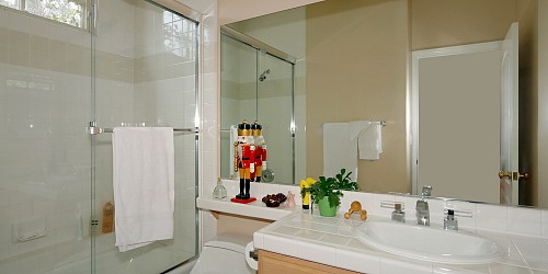 2306 Waring Drive, Agoura, CA 91301