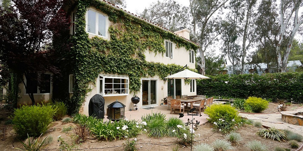 2306 Waring Drive, Agoura, CA 91301