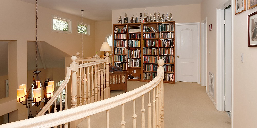 2306 Waring Drive, Agoura, CA 91301