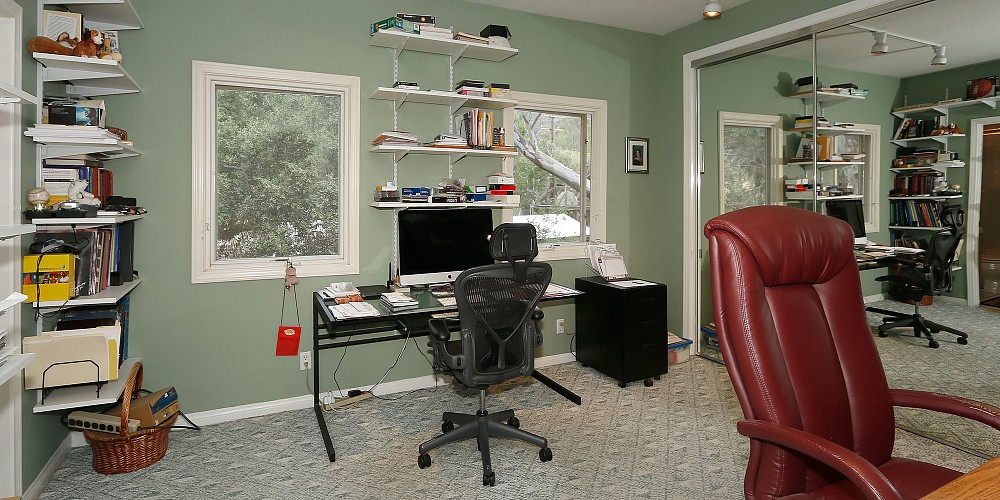 2306 Waring Drive, Agoura, CA 91301