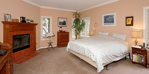 2306 Waring Drive, Agoura, CA 91301