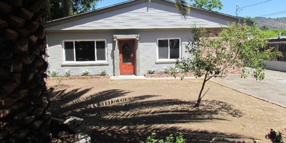 324 Apricot Street, Oak View, CA 93022