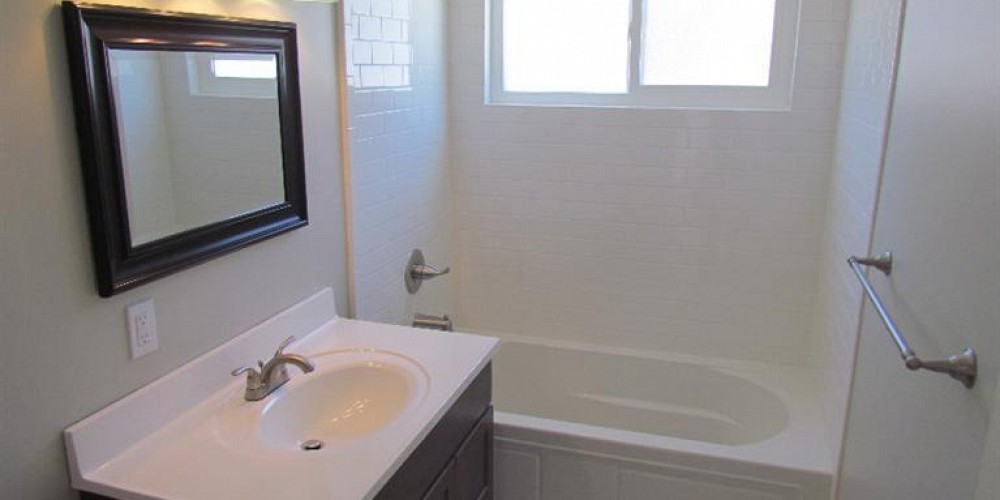 324 Apricot Street, Oak View, CA 93022