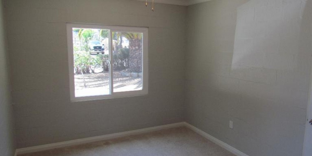 324 Apricot Street, Oak View, CA 93022