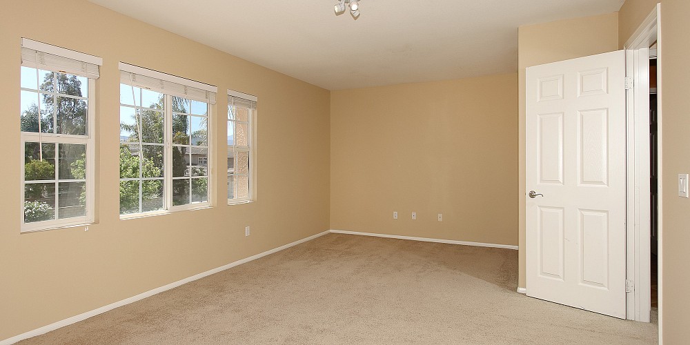 2073 Yellowthroat Place, Thousand Oaks, CA 91320