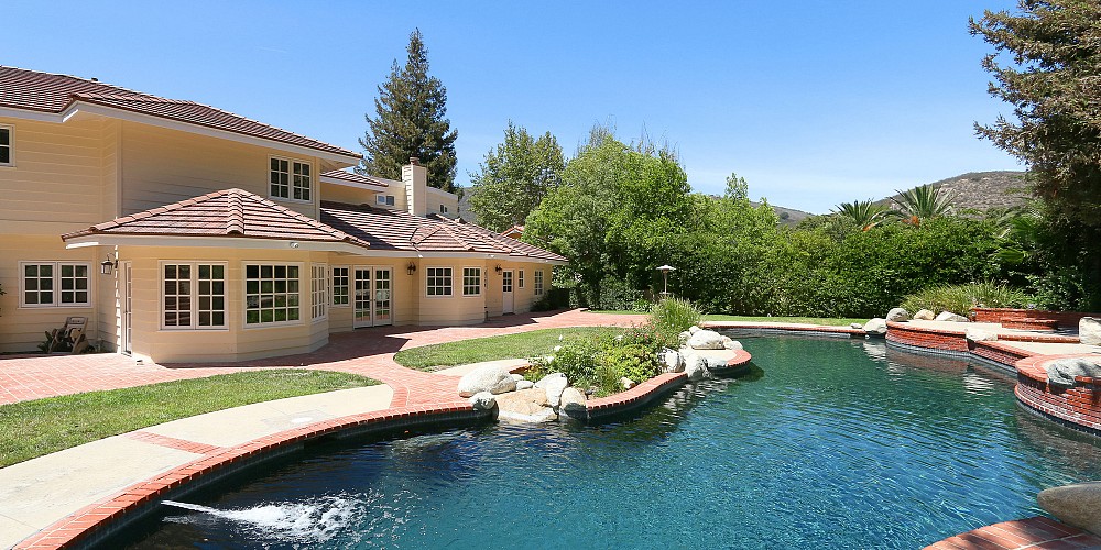 1124 Foxglove Court, Westlake Village, CA 91362