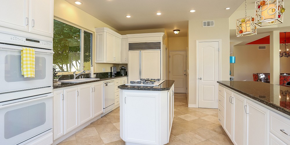 29471 Lake Vista Drive, Agoura, CA 91301