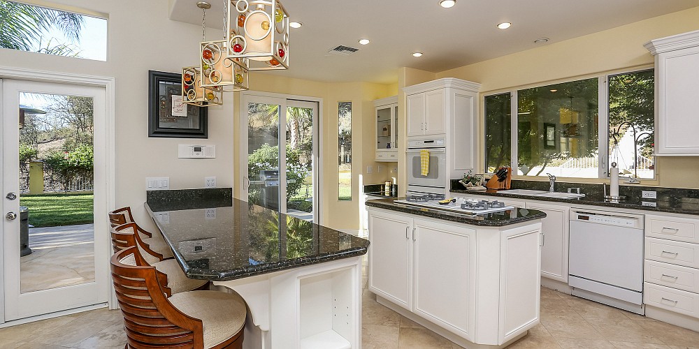 29471 Lake Vista Drive, Agoura, CA 91301