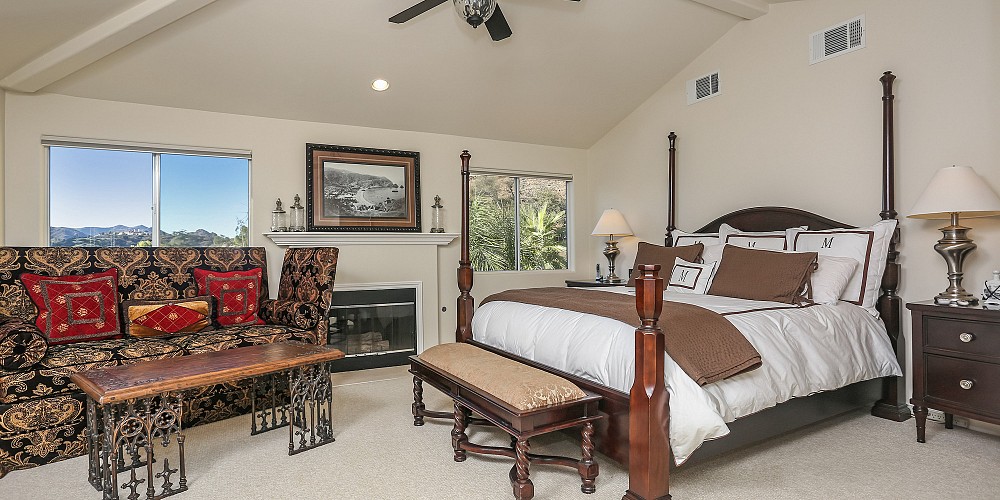 29471 Lake Vista Drive, Agoura, CA 91301