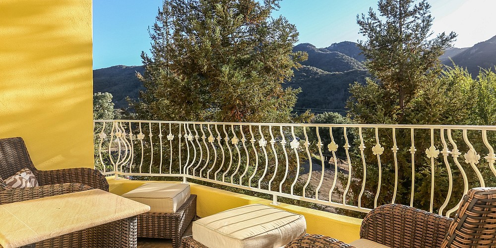 29471 Lake Vista Drive, Agoura, CA 91301