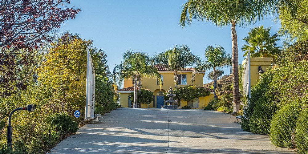 29471 Lake Vista Drive, Agoura, CA 91301