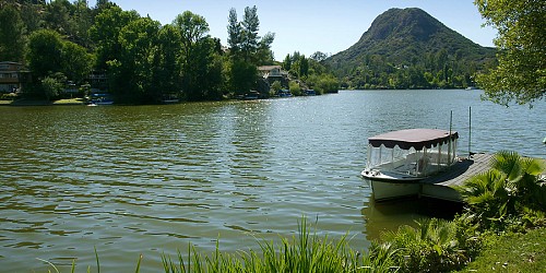 2026 E Lakeshore Drive, Agoura, CA 91301