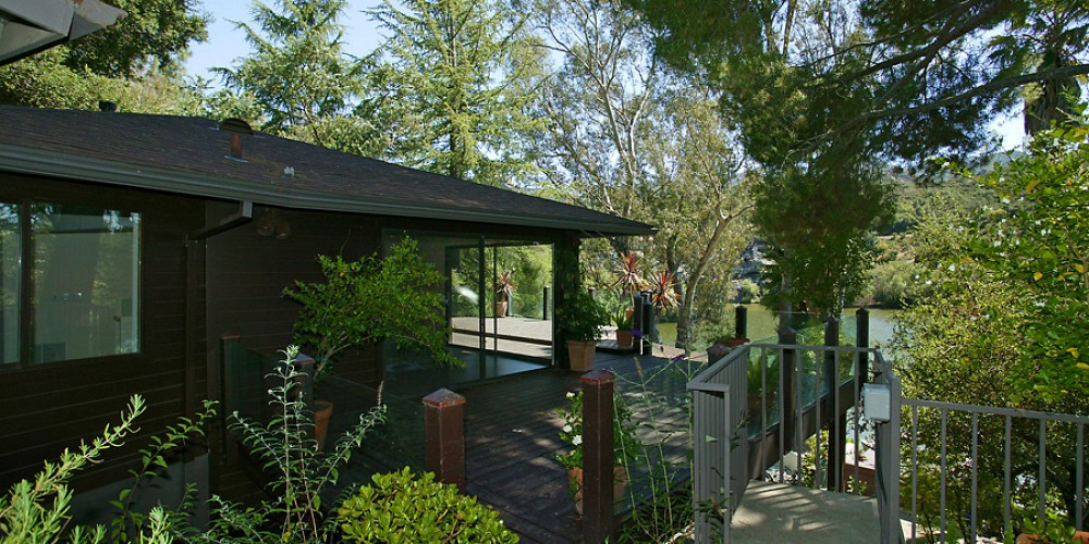 2026 E Lakeshore Drive, Agoura, CA 91301