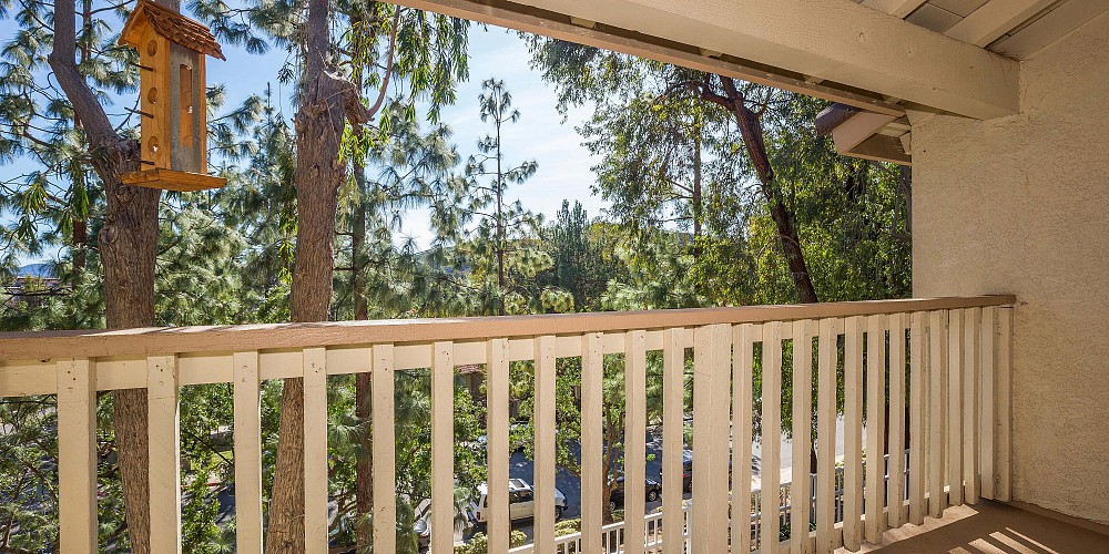 5782 Oak Bank Trail #108, Oak Park, CA 91377