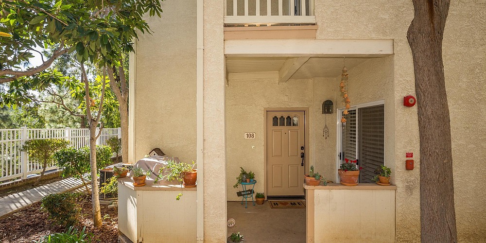 5782 Oak Bank Trail #108, Oak Park, CA 91377