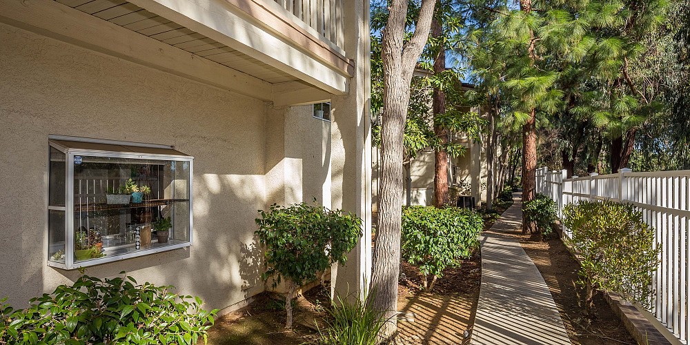 5782 Oak Bank Trail #108, Oak Park, CA 91377