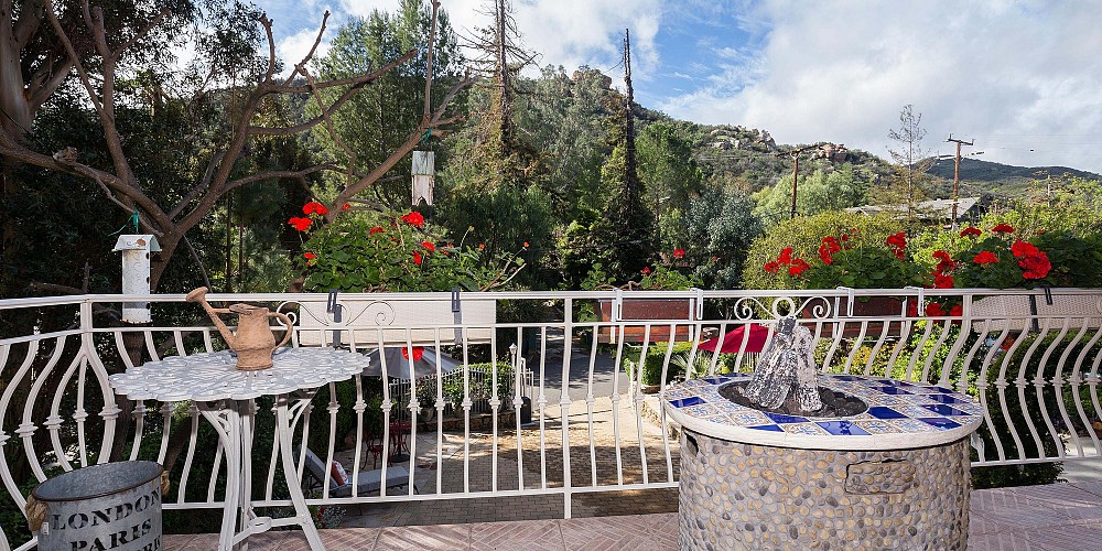 $889,000  1547 Lookout Drive, Agoura, CA 91301