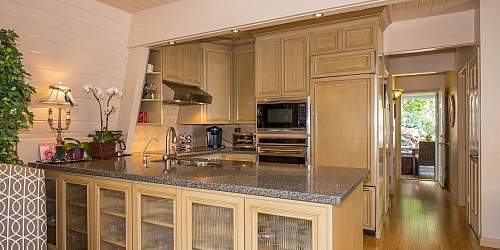 $889,000  1547 Lookout Drive, Agoura, CA 91301