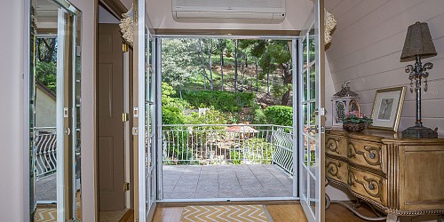 $889,000  1547 Lookout Drive, Agoura, CA 91301