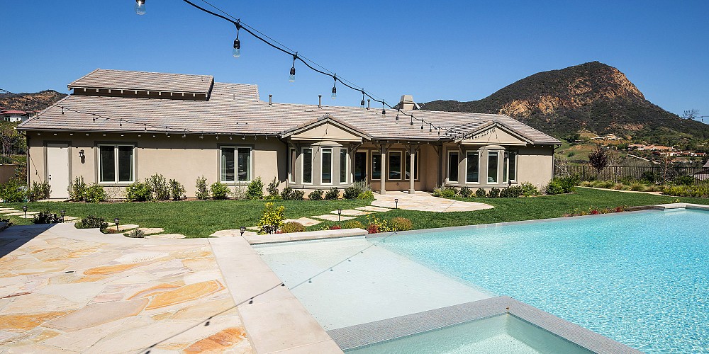 2052 Shadow Creek Drive, Agoura, CA 91301