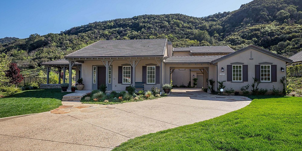 2052 Shadow Creek Drive, Agoura, CA 91301