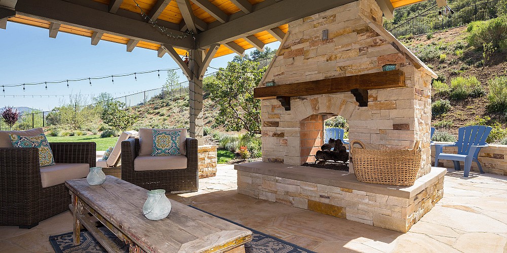 2052 Shadow Creek Drive, Agoura, CA 91301