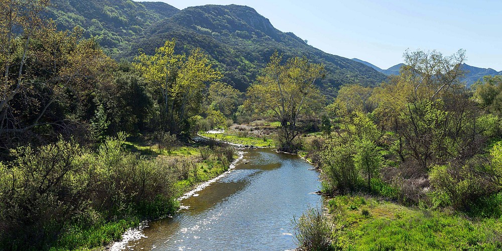 2052 Shadow Creek Drive, Agoura, CA 91301