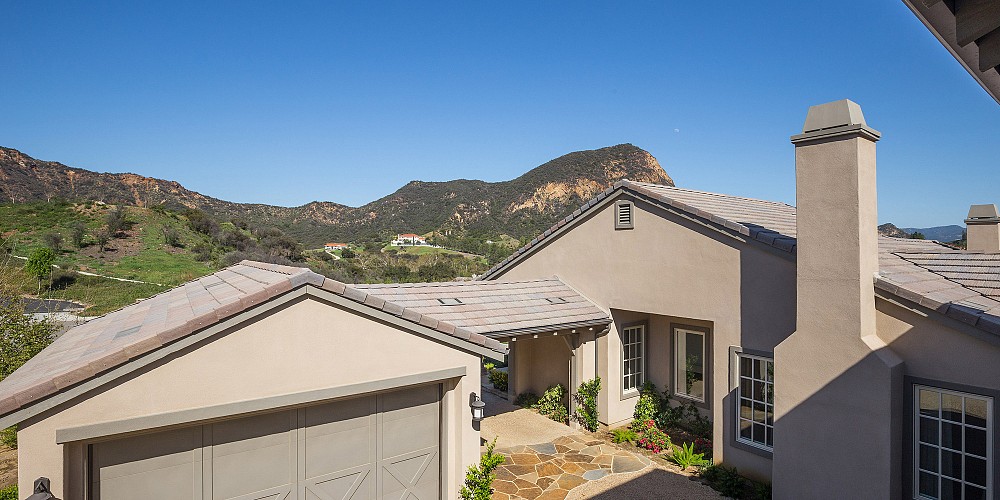 2052 Shadow Creek Drive, Agoura, CA 91301