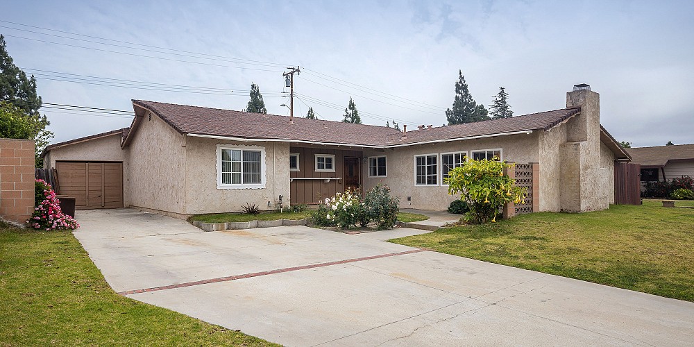 564 Kelly Ave, Camarillo, CA 93010