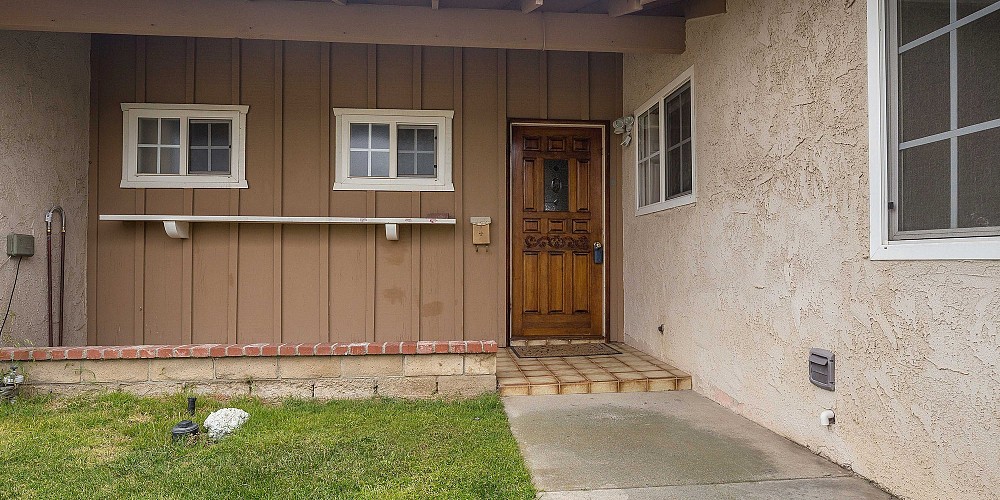 564 Kelly Ave, Camarillo, CA 93010